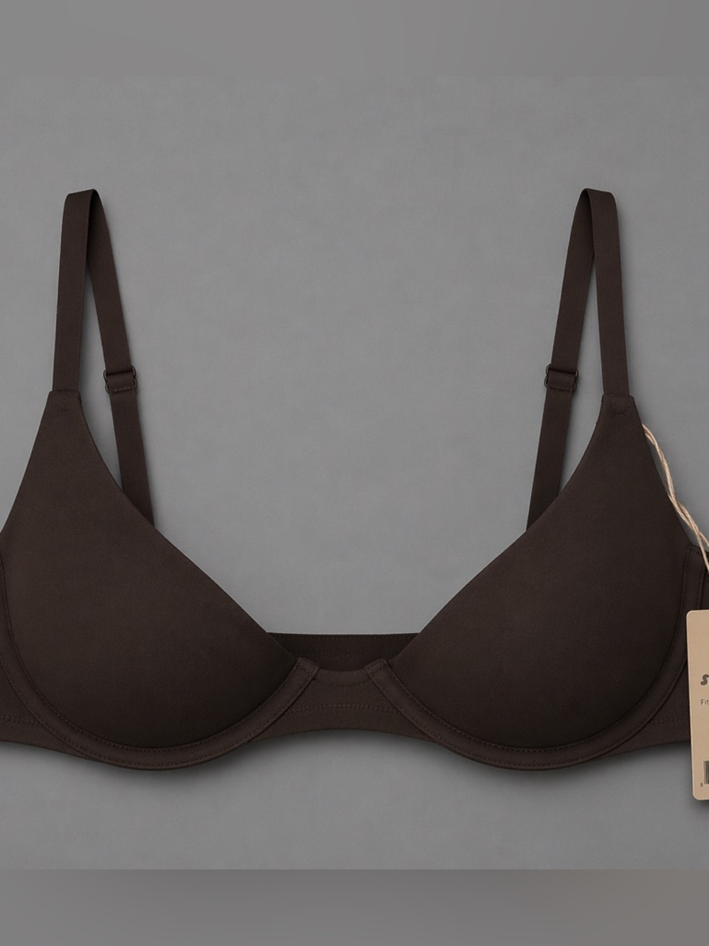 NWT Skims Fits Everybody Scoop Plunge Bra